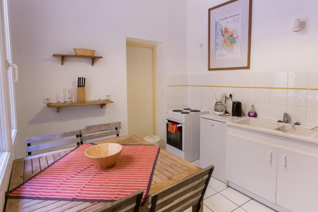 Maison D'Hotes Chambre En Ville Бордо Стая снимка